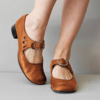 Retro French Low-heeled Buckled Pumps