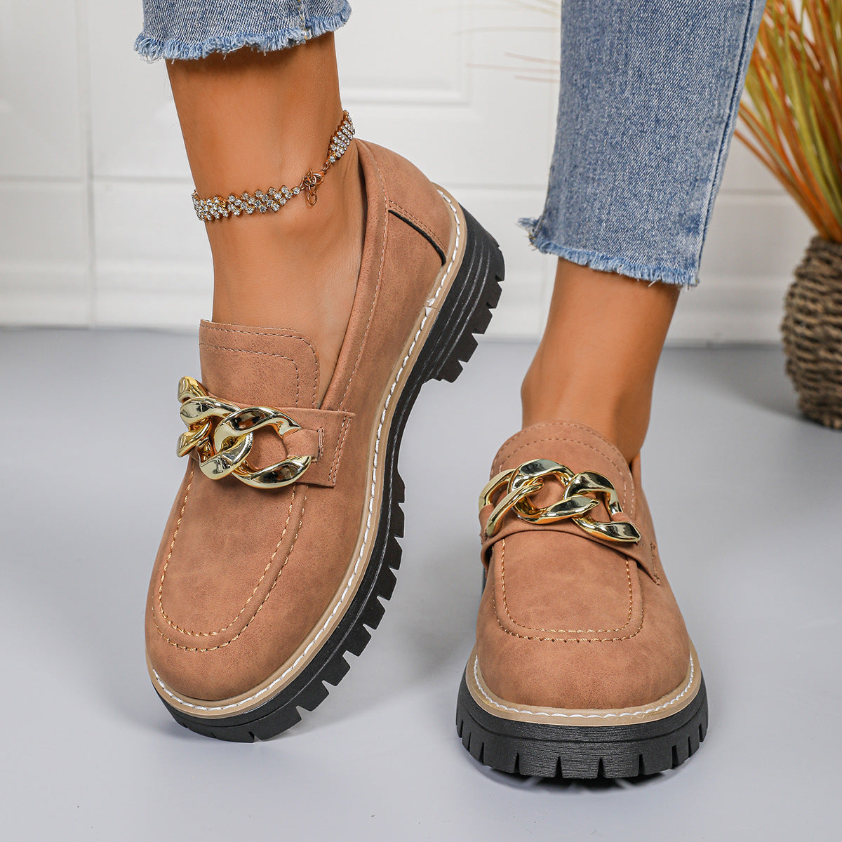 Metal Chain Thick-soled Versatile Casual Loafers