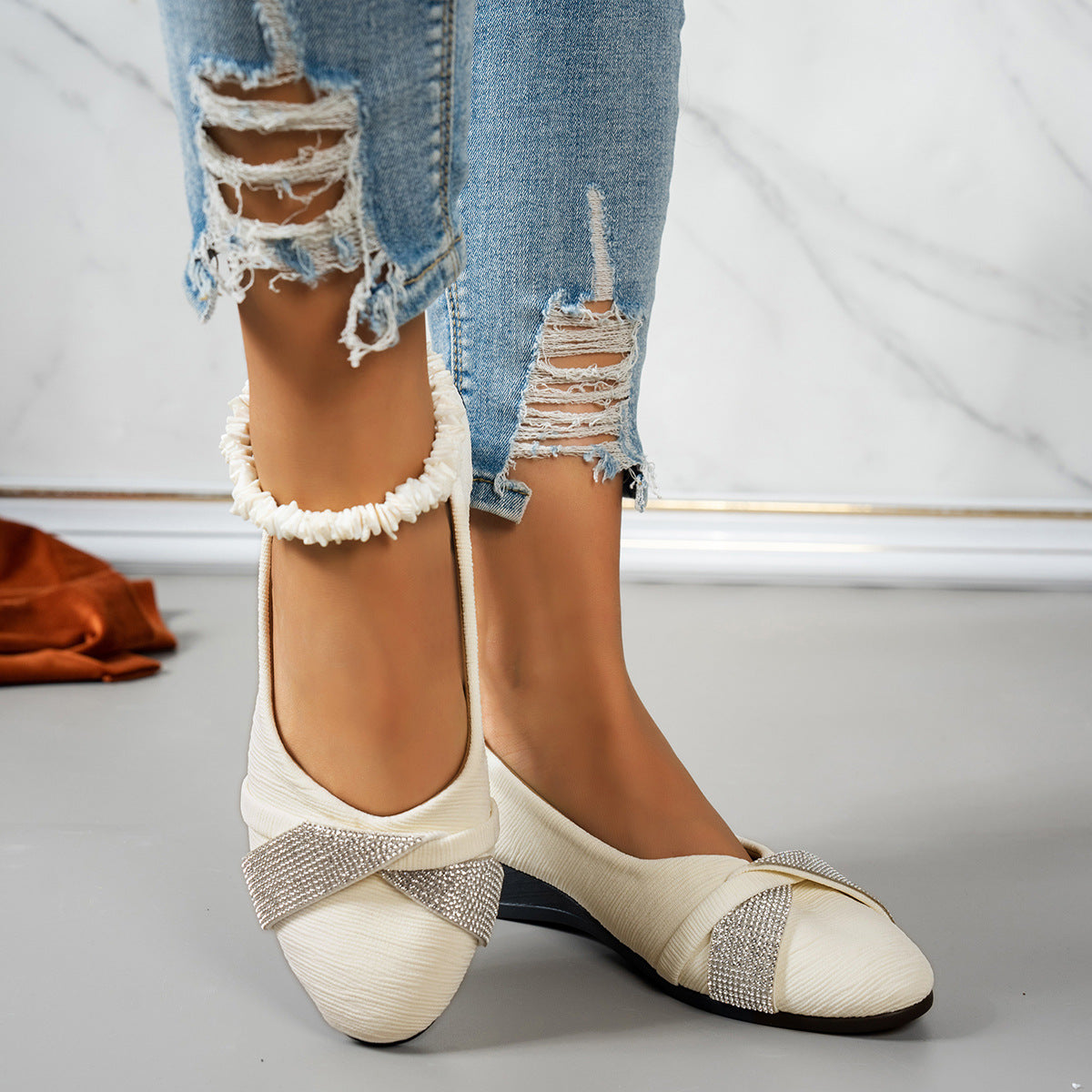 Rhinestone Low-cut Slip-on Shoes